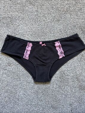 Vintage Victoria’s Secret PINK Hipsters